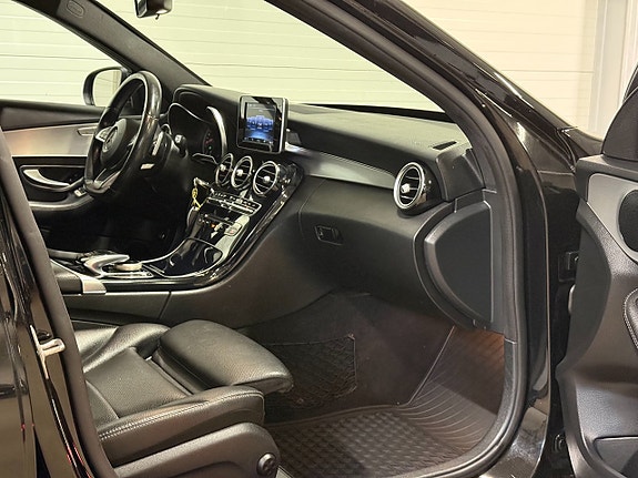 Mercedes-Benz C220 d 15 of 18