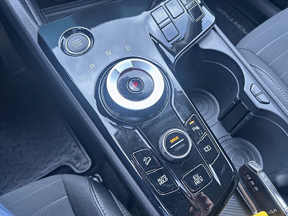 Kia Sportage 12 of 18