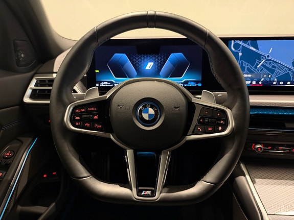 BMW 330e 13 of 18