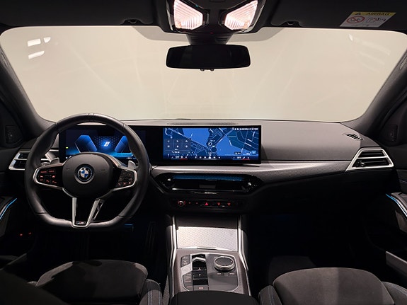 BMW 330e 12 of 18