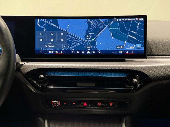 BMW 330e 15 of 18