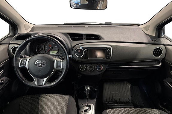 Toyota Yaris 12 of 22