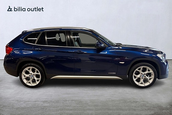 BMW X1 3 of 24