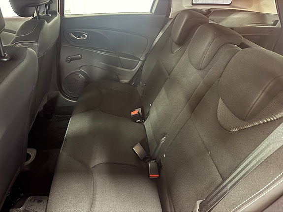 Renault Clio 7 of 11