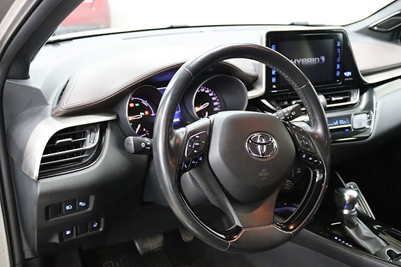 Toyota C-HR 8 of 22