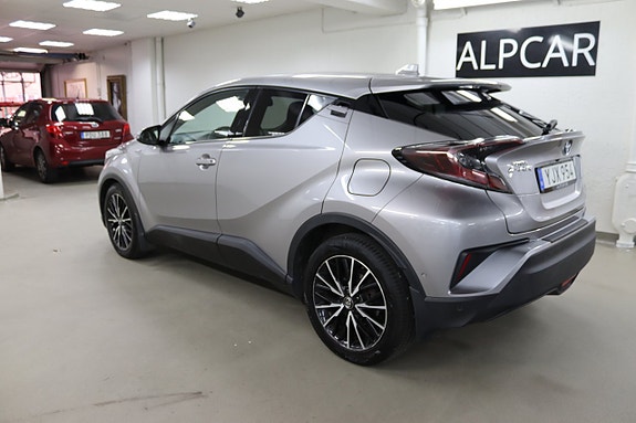 Toyota C-HR 7 of 22