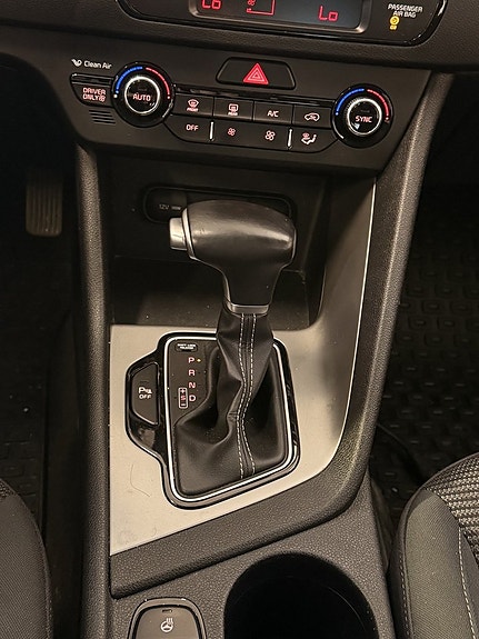 Kia Niro 16 of 26