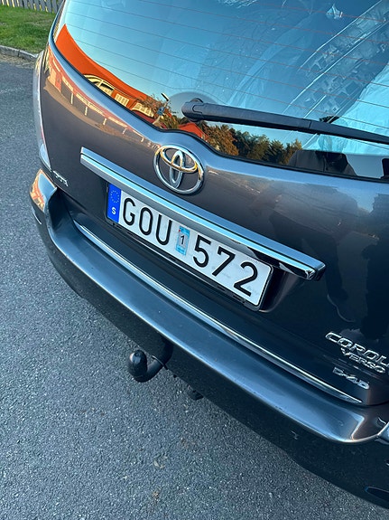 Toyota Corolla Verso 4 of 5