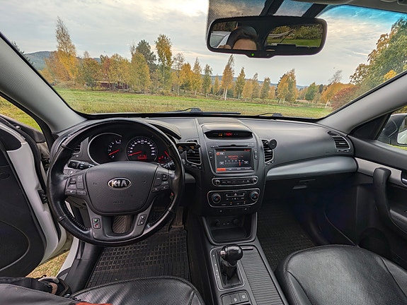 Kia Sorento 6 of 22