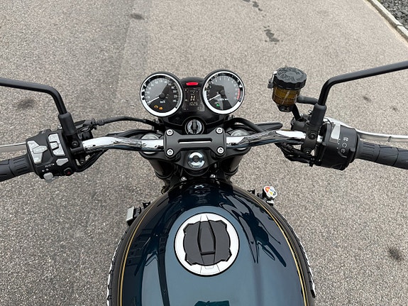Kawasaki Z900RS - Köp Online 8 of 13