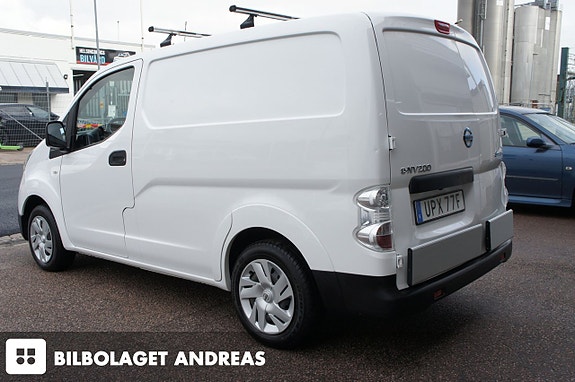 Nissan e-NV200 3 of 9