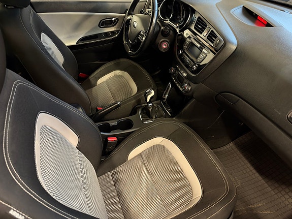 Kia Ceed 14 of 23