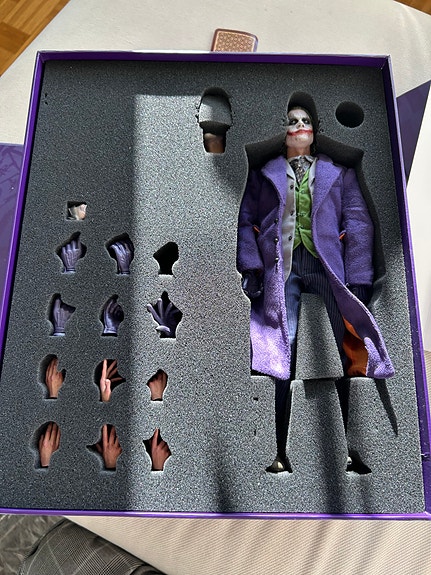 Product image 1 of 4