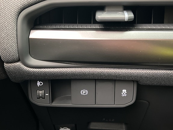 Kia EV3 13 of 30