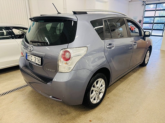 Toyota Verso 15 of 29