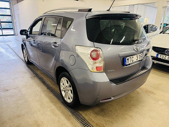 Toyota Verso 16 of 29