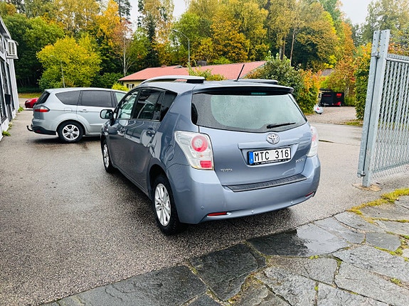 Toyota Verso 4 of 29