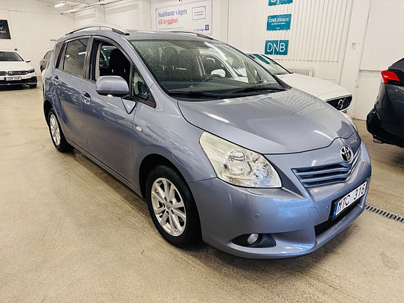 Toyota Verso 13 of 29