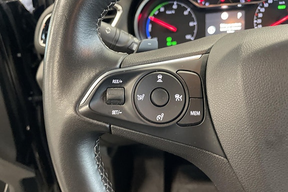 Opel Grandland X 25 of 28