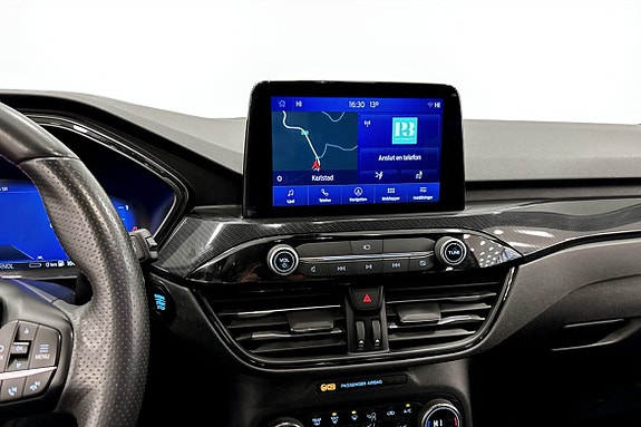 Ford Kuga 6 of 9