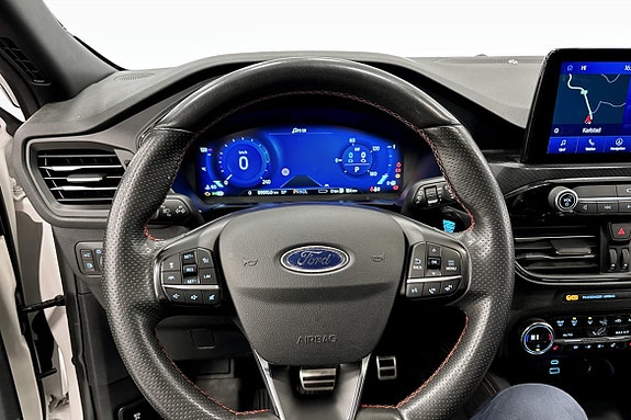 Ford Kuga 7 of 9