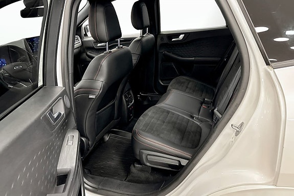 Ford Kuga 8 of 9