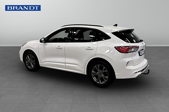 Ford Kuga 2 of 9