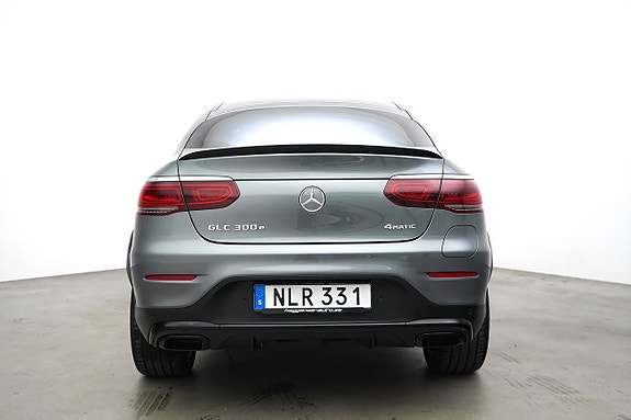 Mercedes-Benz GLC300 e 19 of 23