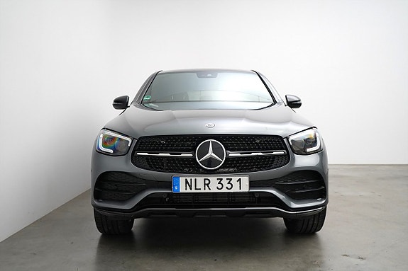 Mercedes-Benz GLC300 e 18 of 23