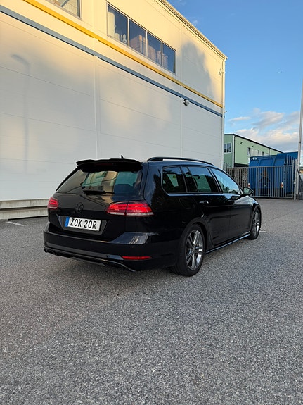 Volkswagen Golf VII 4 of 6
