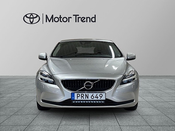 Volvo V40 5 of 14