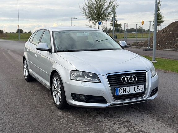 Audi A3 3 of 16