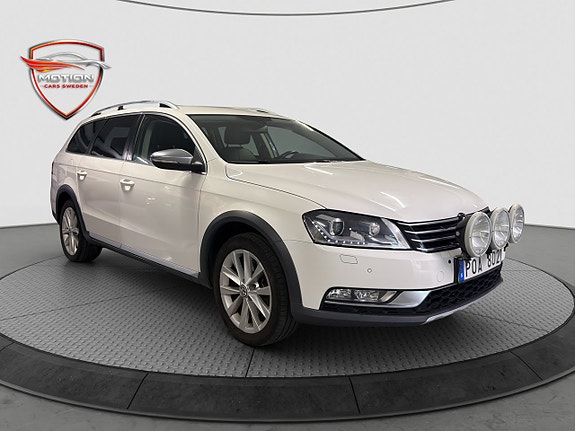 Volkswagen Passat Alltrack 3 of 22
