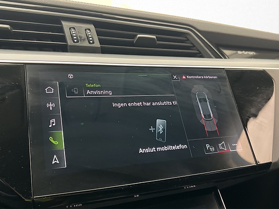 Audi e-tron Sportback 24 of 30