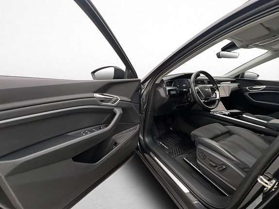 Audi e-tron Sportback 11 of 30
