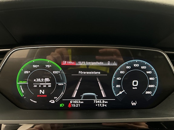 Audi e-tron Sportback 19 of 30