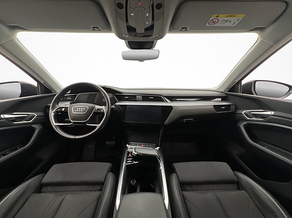 Audi e-tron Sportback 13 of 30