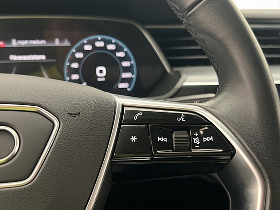 Audi e-tron Sportback 20 of 30