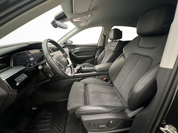 Audi e-tron Sportback 12 of 30