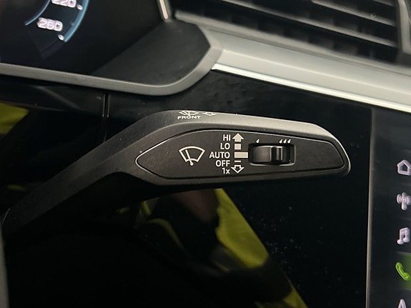 Audi e-tron Sportback 21 of 30