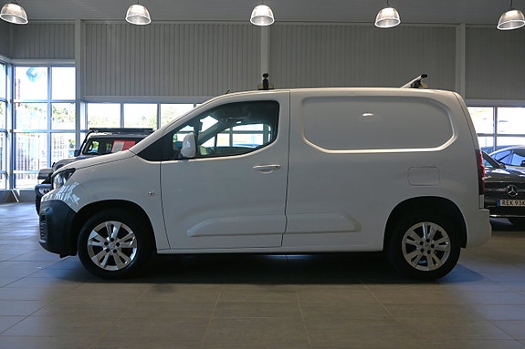 Peugeot Partner 2 of 21