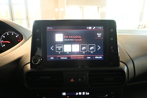 Peugeot Partner 17 of 21