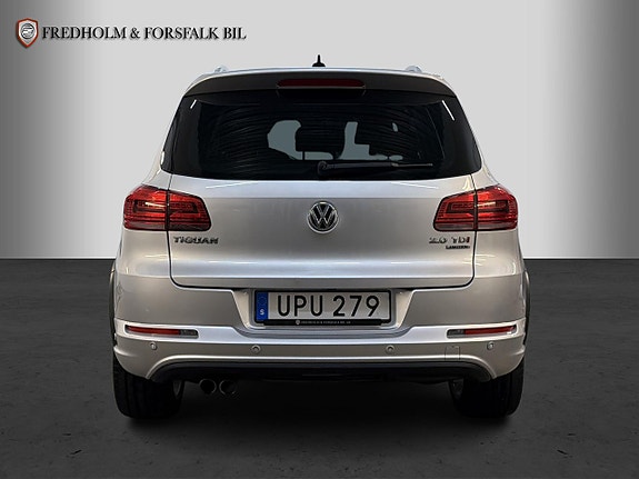 Volkswagen Tiguan 4 of 29