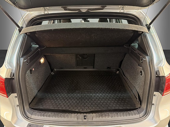 Volkswagen Tiguan 14 of 29