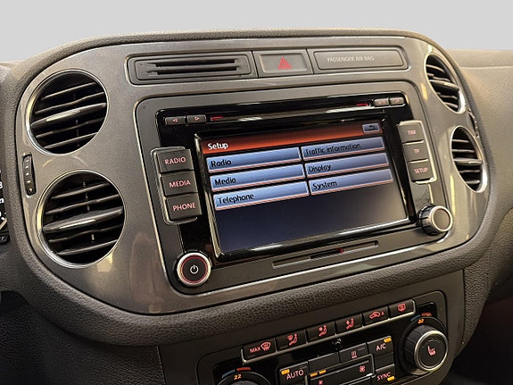Volkswagen Tiguan 24 of 29