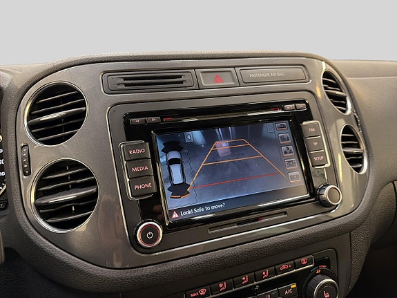 Volkswagen Tiguan 25 of 29