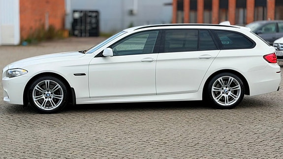 BMW 520d 25 of 25