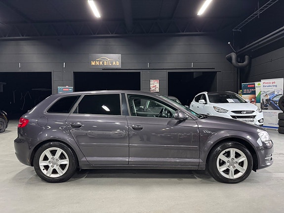 Audi A3 4 of 13