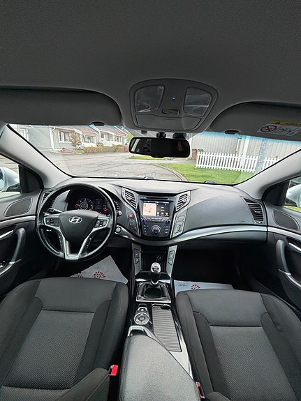 Hyundai i40 6 of 9