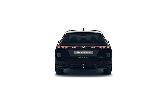 Volkswagen Passat 4 of 11